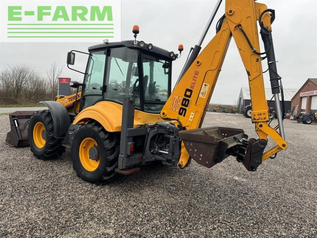 Terex 980 elite leasing fra kr 4.360,- - Rýpadlo-nakladač: obrázok 4 Terex 980 elite leasing fra kr 4.360,- - Rýpadlo-nakladač: obrázok 4