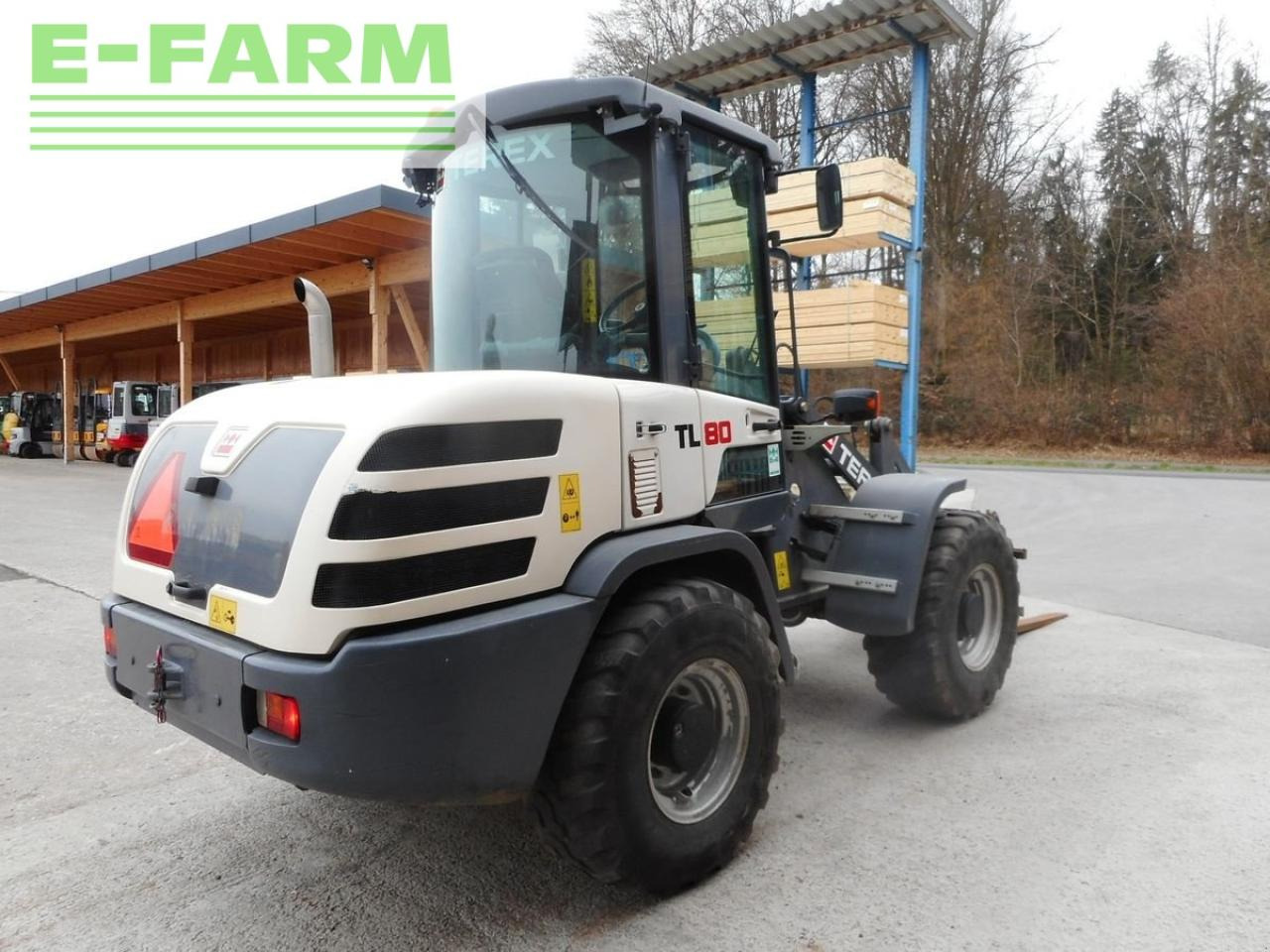 Terex tl 80 ( 5.000kg ) - Mini rýpadlo: obrázok 4 Terex tl 80 ( 5.000kg ) - Mini rýpadlo: obrázok 4