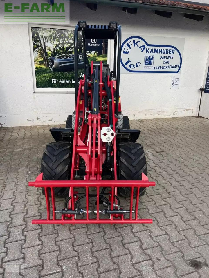 Thaler 2326s - Kolesový nakladač: obrázok 2 Thaler 2326s - Kolesový nakladač: obrázok 2