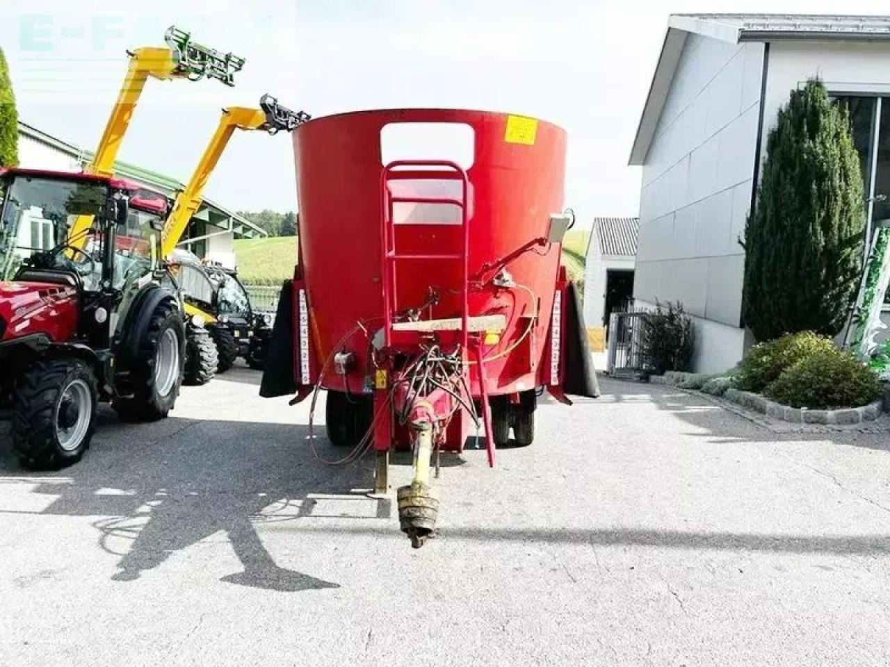 Trioliet solomix 1000 futtermischwagen - Stroj a zariadenia na chov hospodárskych zvierat: obrázok 2 Trioliet solomix 1000 futtermischwagen - Stroj a zariadenia na chov hospodárskych zvierat: obrázok 2