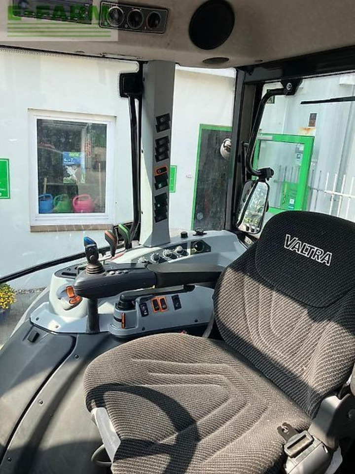 Valtra a114mh4 - Traktor: obrázok 5 Valtra a114mh4 - Traktor: obrázok 5
