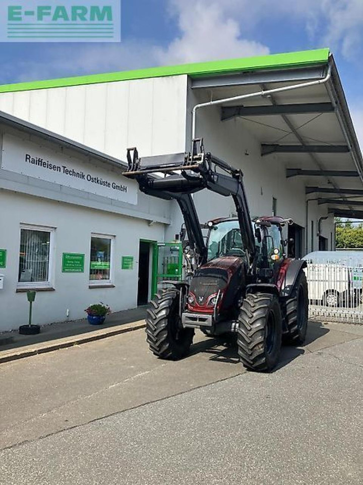 Valtra a114mh4 - Traktor: obrázok 1 Valtra a114mh4 - Traktor: obrázok 1