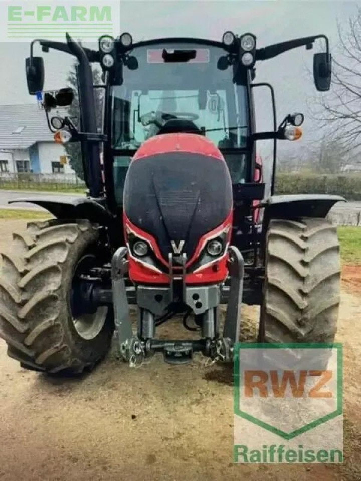 Valtra a85 - Traktor: obrázok 1 Valtra a85 - Traktor: obrázok 1