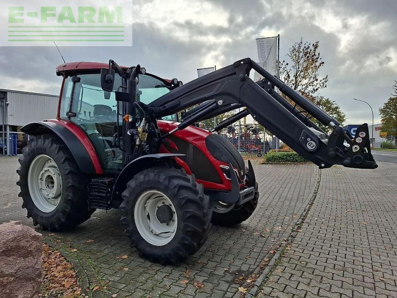 Valtra a95 hi-tech - Traktor: obrázok 5 Valtra a95 hi-tech - Traktor: obrázok 5