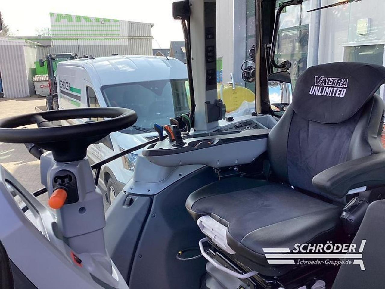 Valtra g 115 a - Traktor: obrázok 5 Valtra g 115 a - Traktor: obrázok 5