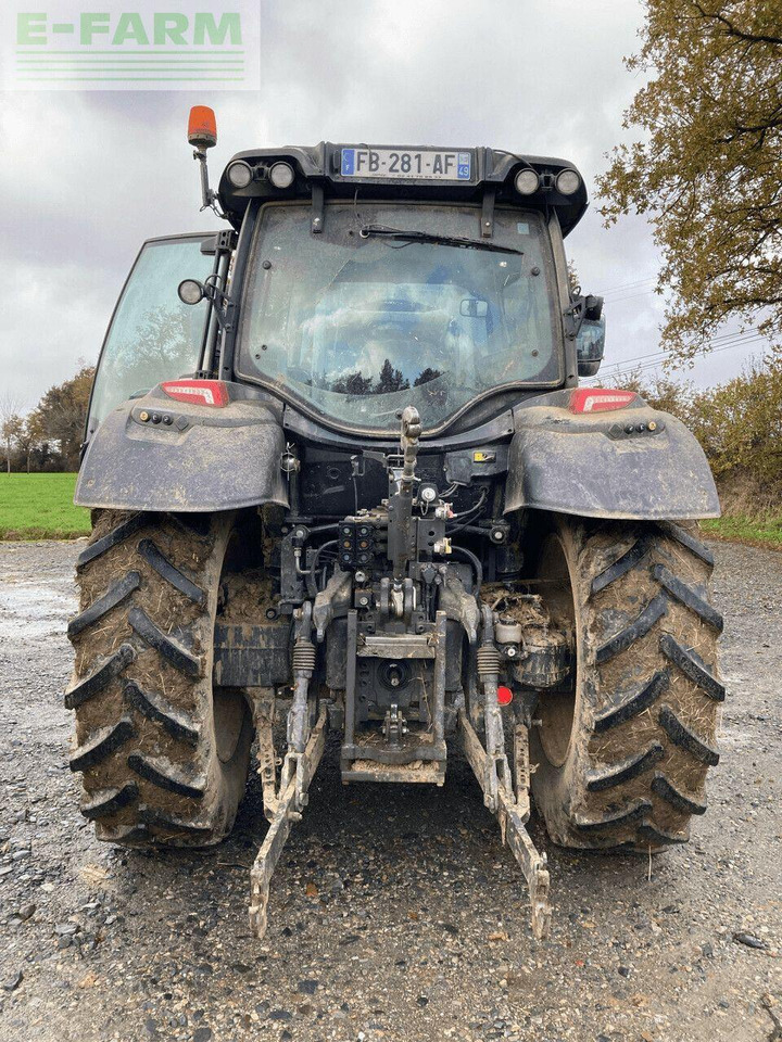 Valtra n 134 - Traktor: obrázok 4 Valtra n 134 - Traktor: obrázok 4