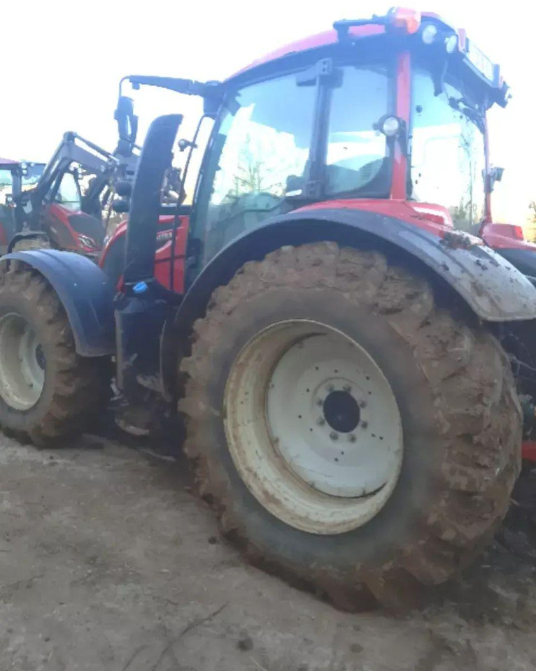 Valtra n 154 direct - Traktor: obrázok 4 Valtra n 154 direct - Traktor: obrázok 4