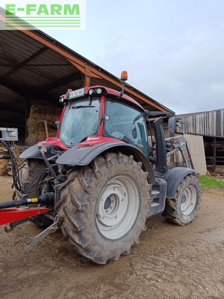 Valtra n 174 - Traktor: obrázok 4 Valtra n 174 - Traktor: obrázok 4
