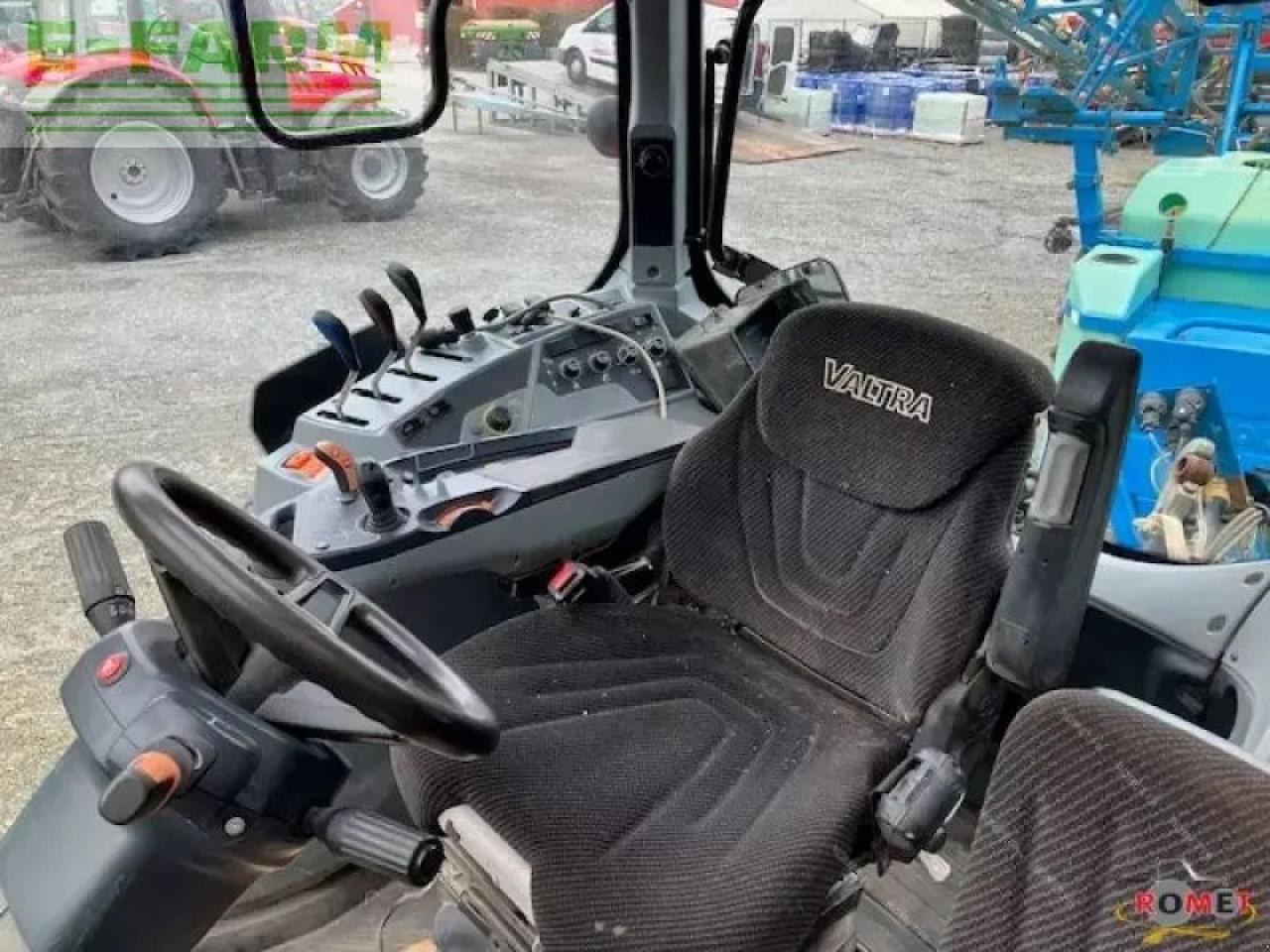 Valtra n135 - Traktor: obrázok 3 Valtra n135 - Traktor: obrázok 3