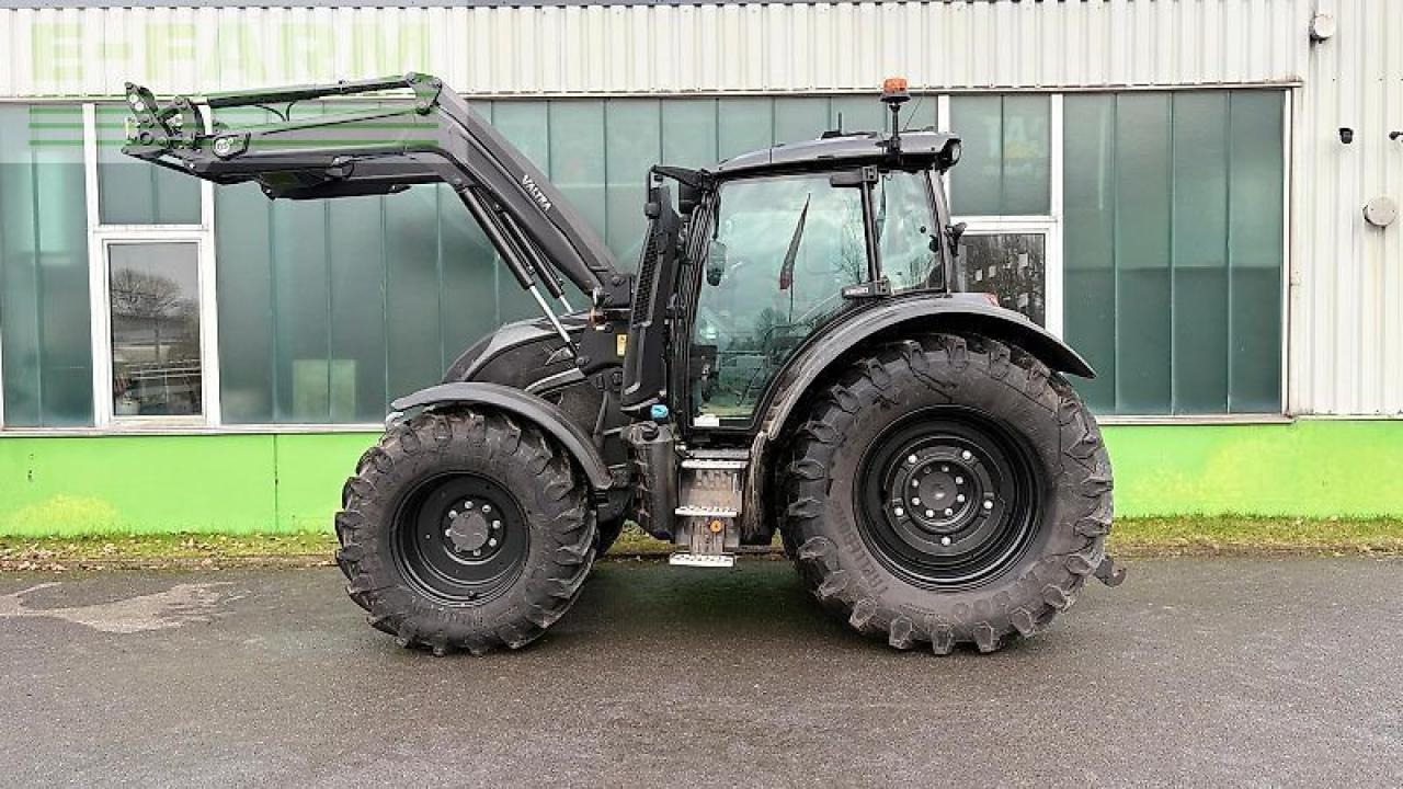 Valtra n155ed - Traktor: obrázok 3 Valtra n155ed - Traktor: obrázok 3