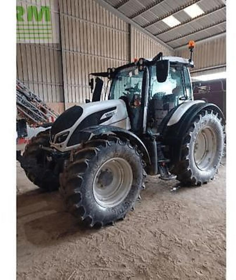 Valtra n174 direct Direct - Traktor: obrázok 1 Valtra n174 direct Direct - Traktor: obrázok 1
