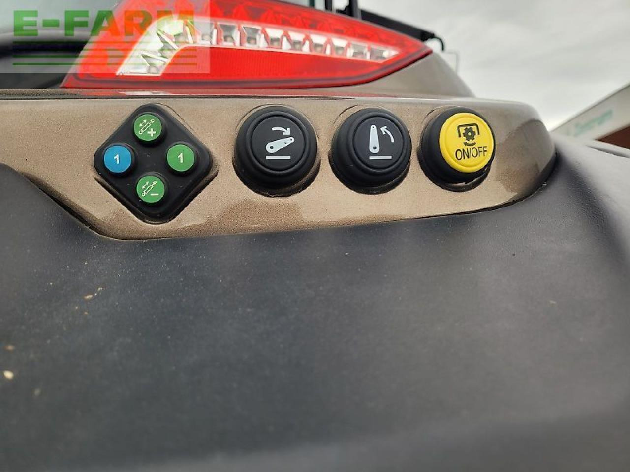 Valtra n175 direct Direct - Traktor: obrázok 5 Valtra n175 direct Direct - Traktor: obrázok 5