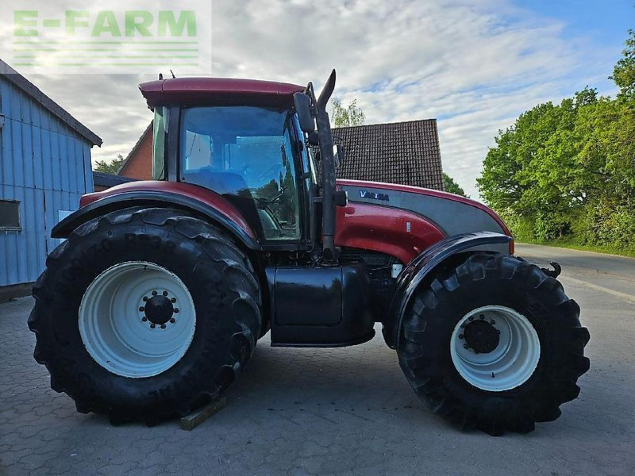 Valtra s 280 - Traktor: obrázok 3 Valtra s 280 - Traktor: obrázok 3