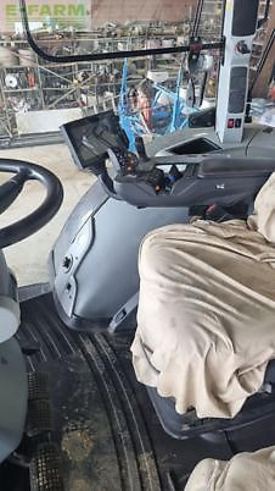 Valtra s354 - Traktor: obrázok 4 Valtra s354 - Traktor: obrázok 4