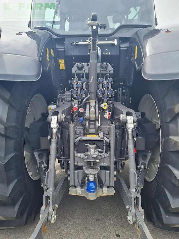 Valtra s394 (stufe v) - Traktor: obrázok 4 Valtra s394 (stufe v) - Traktor: obrázok 4