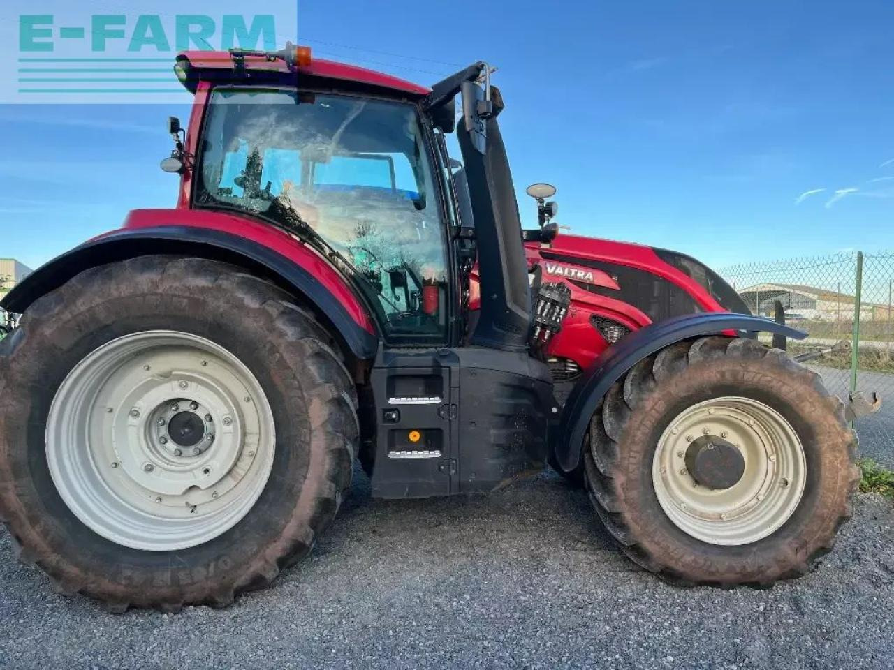 Valtra t 214 direct smarttouch Direct - Traktor: obrázok 5 Valtra t 214 direct smarttouch Direct - Traktor: obrázok 5