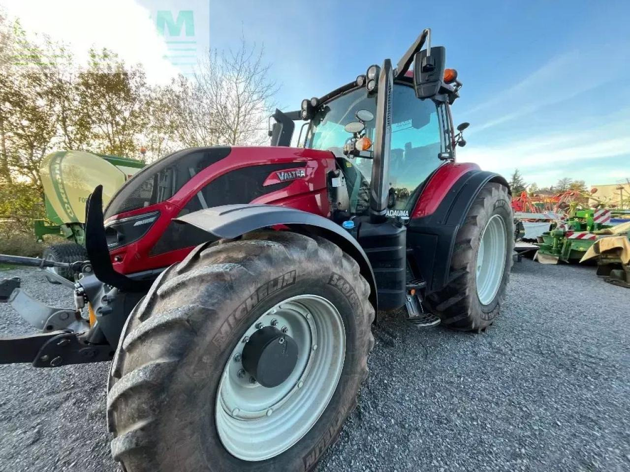 Valtra t 214 direct smarttouch Direct - Traktor: obrázok 1 Valtra t 214 direct smarttouch Direct - Traktor: obrázok 1