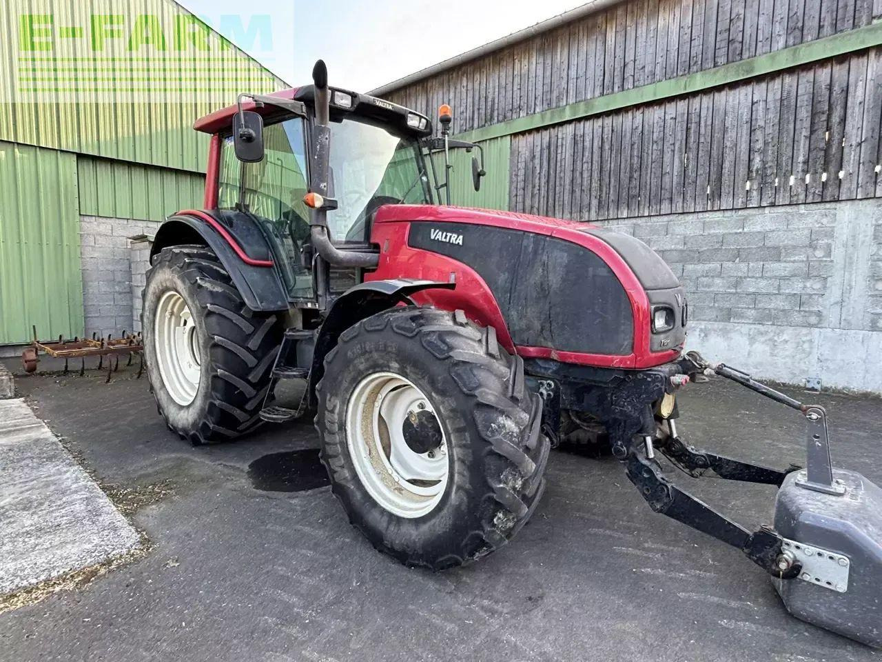 Valtra t121 hitech HiTech - Traktor: obrázok 4 Valtra t121 hitech HiTech - Traktor: obrázok 4