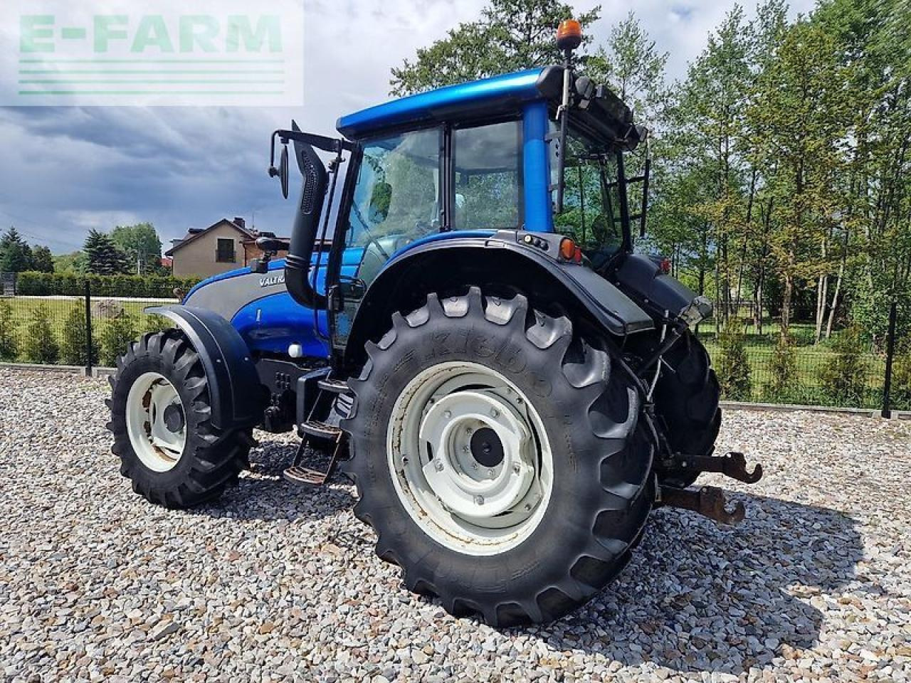 Valtra t131 hitech HiTech - Traktor: obrázok 4 Valtra t131 hitech HiTech - Traktor: obrázok 4