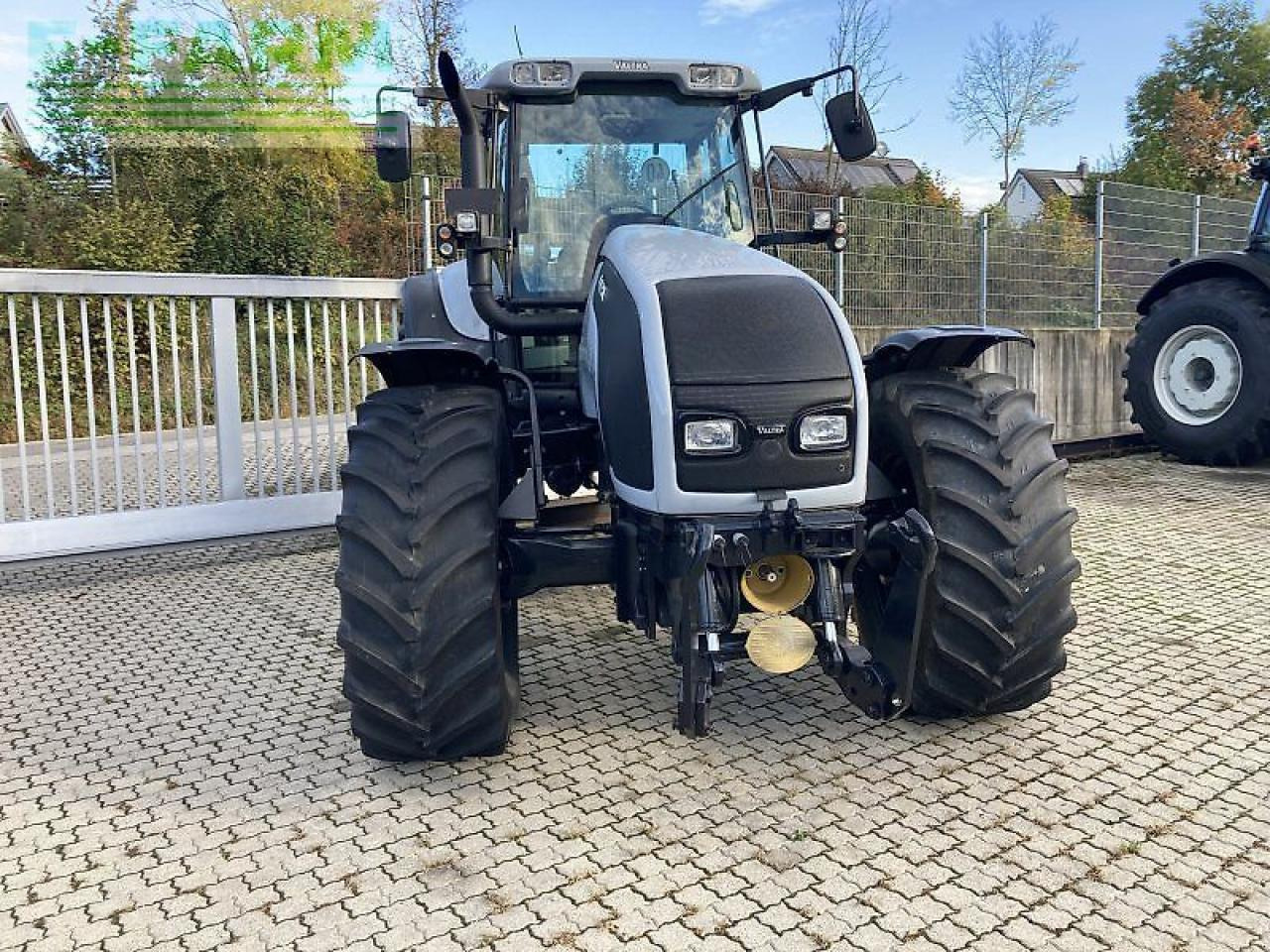 Valtra t170 - Traktor: obrázok 4 Valtra t170 - Traktor: obrázok 4