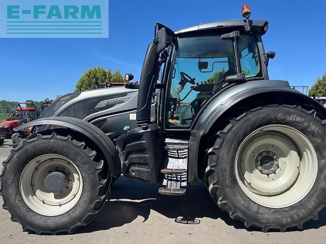 Valtra t174es - Traktor: obrázok 1 Valtra t174es - Traktor: obrázok 1