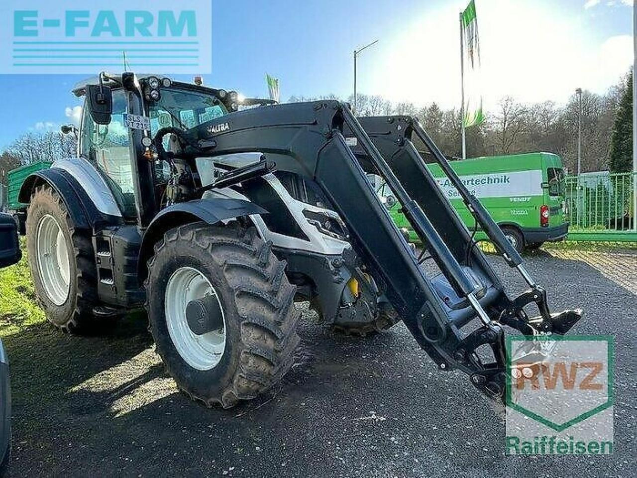 Valtra t215d - Traktor: obrázok 1 Valtra t215d - Traktor: obrázok 1