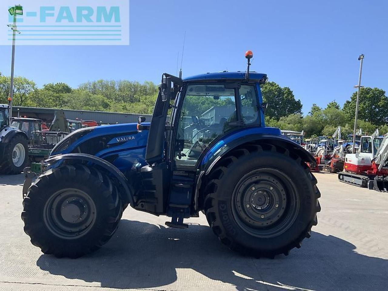 Valtra t234 direct twin track reverse drive tractor (st23213) Direct - Traktor: obrázok 5 Valtra t234 direct twin track reverse drive tractor (st23213) Direct - Traktor: obrázok 5