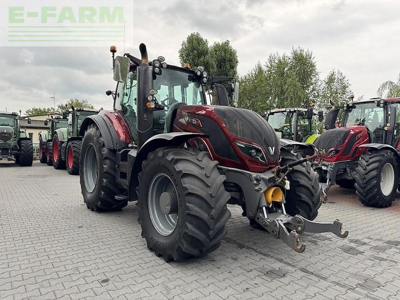 Valtra t234 versu smarttouch Versu - Traktor: obrázok 3 Valtra t234 versu smarttouch Versu - Traktor: obrázok 3