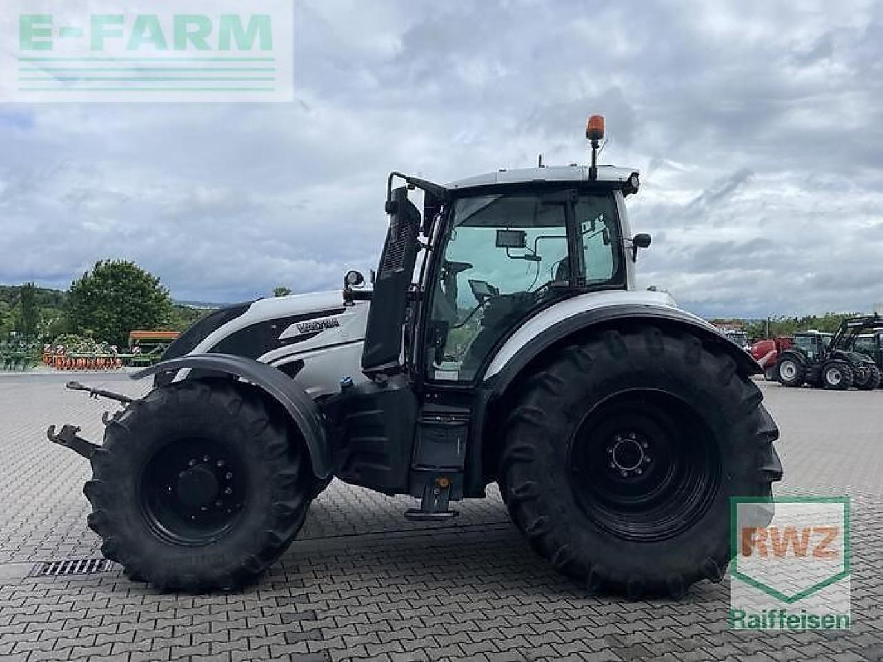 Valtra t234d - Traktor: obrázok 4 Valtra t234d - Traktor: obrázok 4