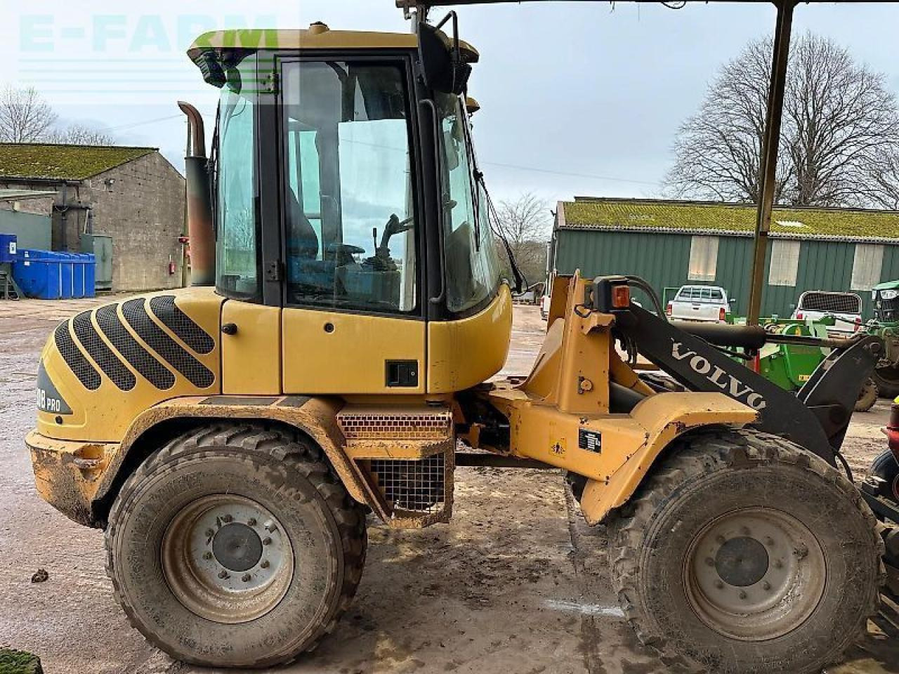 Volvo l30b - Mini rýpadlo: obrázok 2 Volvo l30b - Mini rýpadlo: obrázok 2