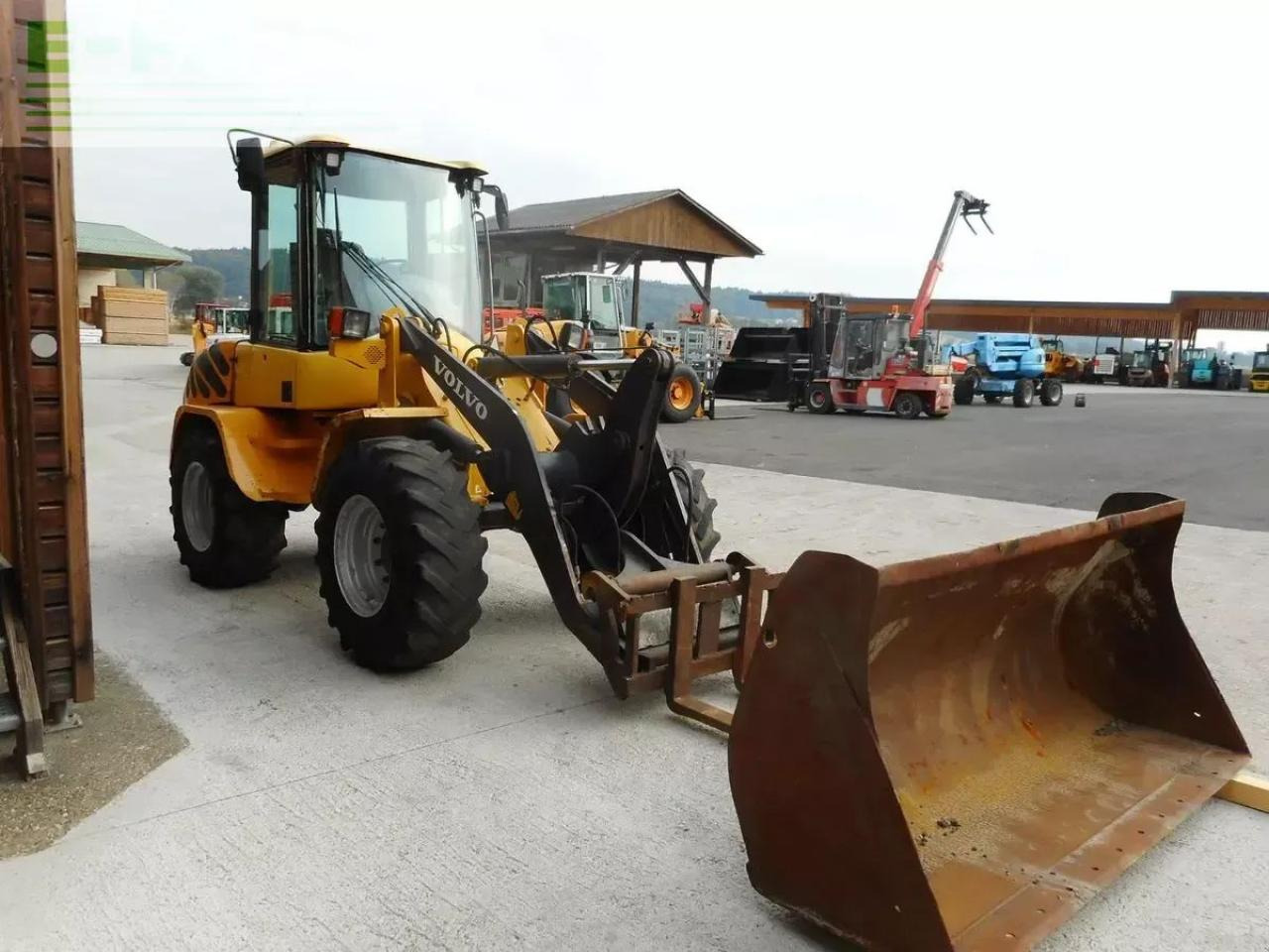 Volvo l35b-z/s ( 6.650kg ) - Mini rýpadlo: obrázok 5 Volvo l35b-z/s ( 6.650kg ) - Mini rýpadlo: obrázok 5