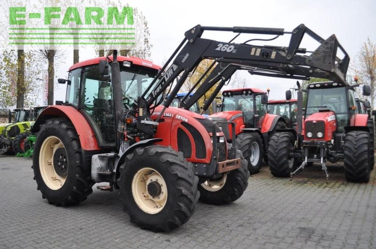 Zetor forterra 11441 + trac-lift 260sl - Traktor: obrázok 4 Zetor forterra 11441 + trac-lift 260sl - Traktor: obrázok 4
