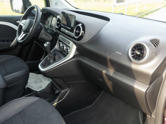 MERCEDES-BENZ T 180 Progressive,MBUX,LED,Navi,Kamera,Tempomat... - Iné stroje: obrázok 2 MERCEDES-BENZ T 180 Progressive,MBUX,LED,Navi,Kamera,Tempomat... - Iné stroje: obrázok 2