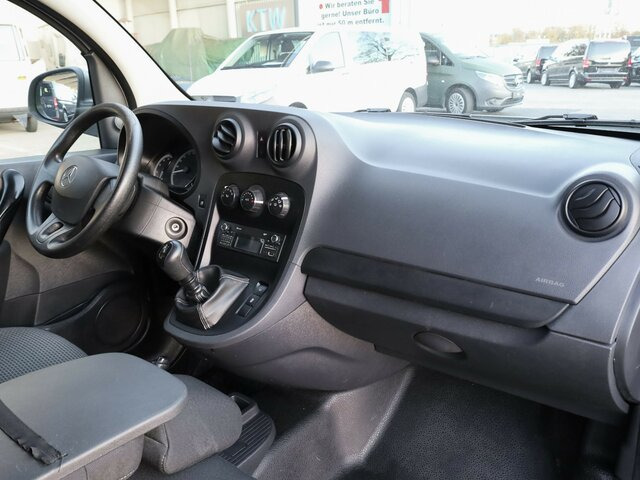 MERCEDES-BENZ Citan 111 CDI Kasten,Klima... - Malá dodávka: obrázok 5 MERCEDES-BENZ Citan 111 CDI Kasten,Klima... - Malá dodávka: obrázok 5