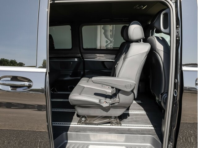 MERCEDES-BENZ EQV 300 Extralang,Avantgarde,8Sitze,2elektr.Tür - Minibus, Elektrobus: obrázok 5 MERCEDES-BENZ EQV 300 Extralang,Avantgarde,8Sitze,2elektr.Tür - Minibus, Elektrobus: obrázok 5