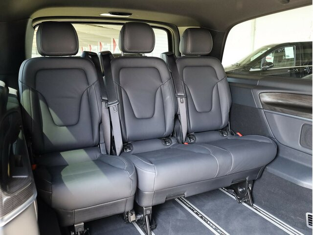 MERCEDES-BENZ EQV 300 Extralang,Avantgarde,8Sitze,2elektr.Tür - Minibus, Elektrobus: obrázok 4 MERCEDES-BENZ EQV 300 Extralang,Avantgarde,8Sitze,2elektr.Tür - Minibus, Elektrobus: obrázok 4