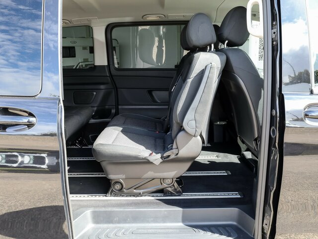 MERCEDES-BENZ EQV 300 lang,7Sitze,2xKlima,2xSchiebetür el.,LED - Mikrobus, Elektrická dodávka: obrázok 5 MERCEDES-BENZ EQV 300 lang,7Sitze,2xKlima,2xSchiebetür el.,LED - Mikrobus, Elektrická dodávka: obrázok 5