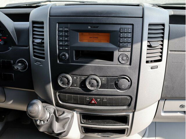 MERCEDES-BENZ Sprinter 214 CDI DOKA Pritsche,Klima,EURO6 - Plachtová dodávka, Dodávkа s dvojitou kabínou: obrázok 5 MERCEDES-BENZ Sprinter 214 CDI DOKA Pritsche,Klima,EURO6 - Plachtová dodávka, Dodávkа s dvojitou kabínou: obrázok 5