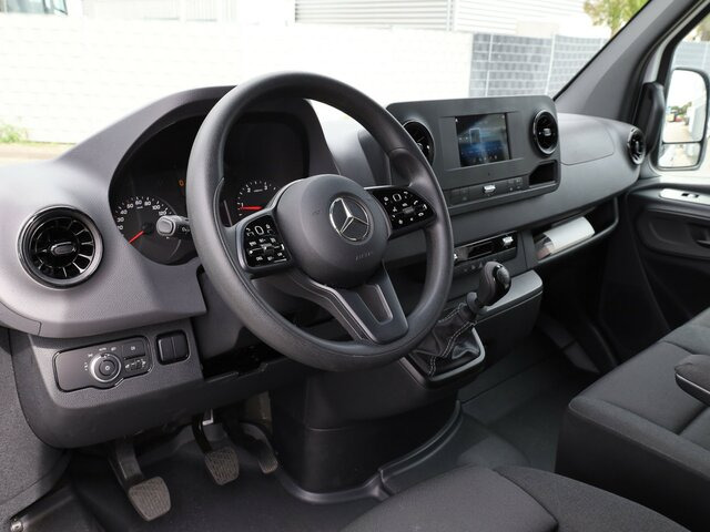 MERCEDES-BENZ Sprinter 314 CDI KA Allrad,Flachdach,MBUX - Furgon: obrázok 5 MERCEDES-BENZ Sprinter 314 CDI KA Allrad,Flachdach,MBUX - Furgon: obrázok 5