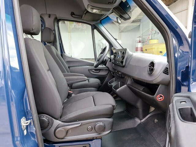MERCEDES-BENZ Sprinter 315 CDI Maxi KombiTourer,8Sitze,Kamera - Minibus, Mikrobus: obrázok 2 MERCEDES-BENZ Sprinter 315 CDI Maxi KombiTourer,8Sitze,Kamera - Minibus, Mikrobus: obrázok 2
