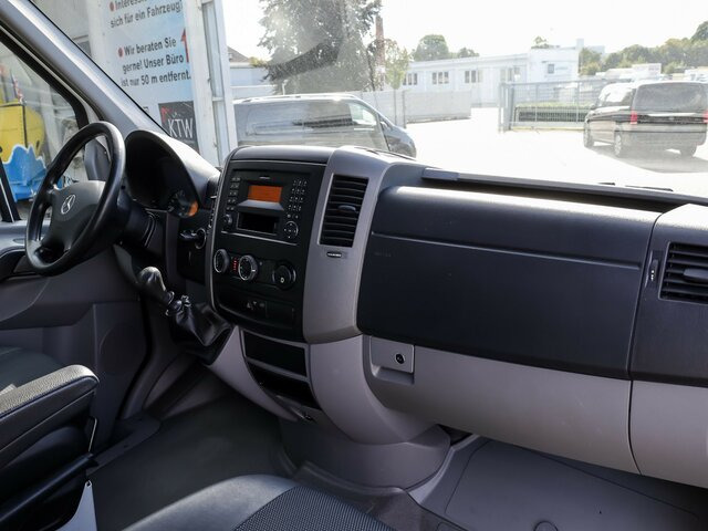 MERCEDES-BENZ Sprinter 316CDI DOKA,Allrad,AHK,Standhzg. - Plachtová dodávka, Dodávkа s dvojitou kabínou: obrázok 3 MERCEDES-BENZ Sprinter 316CDI DOKA,Allrad,AHK,Standhzg. - Plachtová dodávka, Dodávkа s dvojitou kabínou: obrázok 3