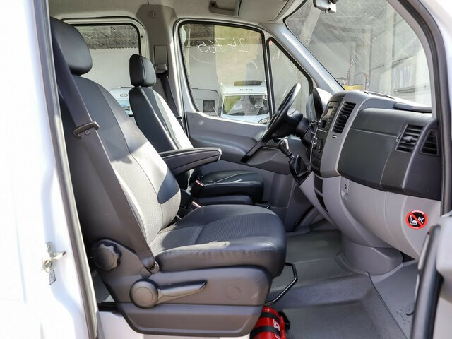 MERCEDES-BENZ Sprinter 316CDI DOKA,Allrad,AHK,Standhzg. - Plachtová dodávka, Dodávkа s dvojitou kabínou: obrázok 2 MERCEDES-BENZ Sprinter 316CDI DOKA,Allrad,AHK,Standhzg. - Plachtová dodávka, Dodávkа s dvojitou kabínou: obrázok 2