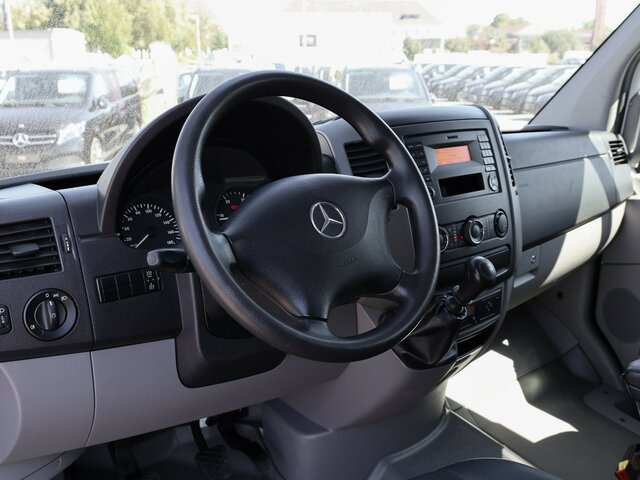 MERCEDES-BENZ Sprinter 316CDI DOKA,Allrad,AHK,TCO,Standhzg. - Plachtová dodávka, Dodávkа s dvojitou kabínou: obrázok 4 MERCEDES-BENZ Sprinter 316CDI DOKA,Allrad,AHK,TCO,Standhzg. - Plachtová dodávka, Dodávkа s dvojitou kabínou: obrázok 4