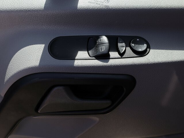 MERCEDES-BENZ Sprinter 316CDI Pritsche,Allrad,Klima... - Dodávka valník: obrázok 5 MERCEDES-BENZ Sprinter 316CDI Pritsche,Allrad,Klima... - Dodávka valník: obrázok 5