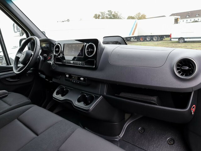 MERCEDES-BENZ Sprinter 317 Maxi,9GTronic,MBUX,Kamera... - Furgon: obrázok 4 MERCEDES-BENZ Sprinter 317 Maxi,9GTronic,MBUX,Kamera... - Furgon: obrázok 4