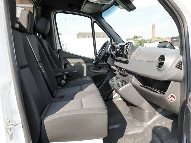MERCEDES-BENZ Sprinter 317 Maxi,9GTronic,MBUX,Kamera... - Furgon: obrázok 3 MERCEDES-BENZ Sprinter 317 Maxi,9GTronic,MBUX,Kamera... - Furgon: obrázok 3