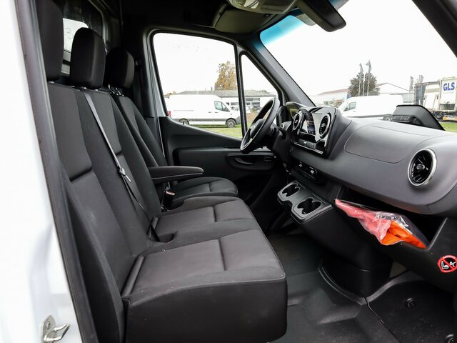 MERCEDES-BENZ Sprinter 317 Maxi,9GTronic,MBUX,Kamera... - Furgon: obrázok 3 MERCEDES-BENZ Sprinter 317 Maxi,9GTronic,MBUX,Kamera... - Furgon: obrázok 3