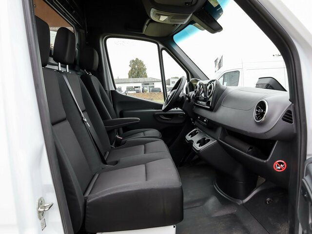 MERCEDES-BENZ Sprinter 317 Maxi,9GTronic,MBUX,Kamera - Furgon: obrázok 3 MERCEDES-BENZ Sprinter 317 Maxi,9GTronic,MBUX,Kamera - Furgon: obrázok 3