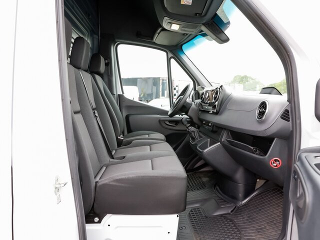 MERCEDES-BENZ Sprinter 317 Maxi XXL,MBUX,Navi,Kamera - Furgon: obrázok 3 MERCEDES-BENZ Sprinter 317 Maxi XXL,MBUX,Navi,Kamera - Furgon: obrázok 3