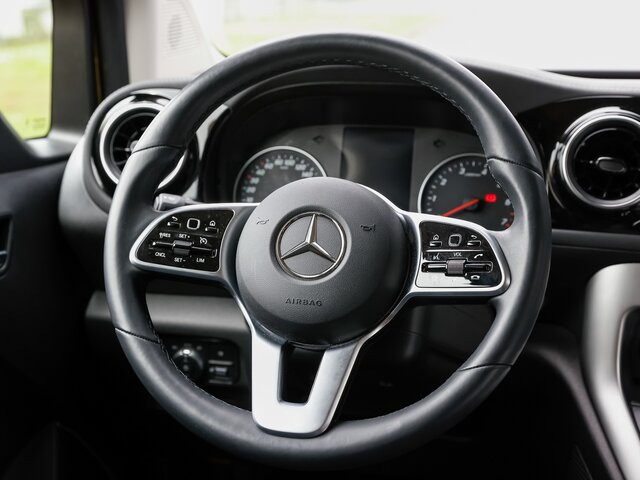 MERCEDES-BENZ T 180 Progressive,AHK,LED,Navi,Kamera,Tempomat - Mikrobus: obrázok 5 MERCEDES-BENZ T 180 Progressive,AHK,LED,Navi,Kamera,Tempomat - Mikrobus: obrázok 5